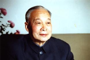 潘玮柏：希望易建联不要退休继续打下去 他陪伴了我很多年